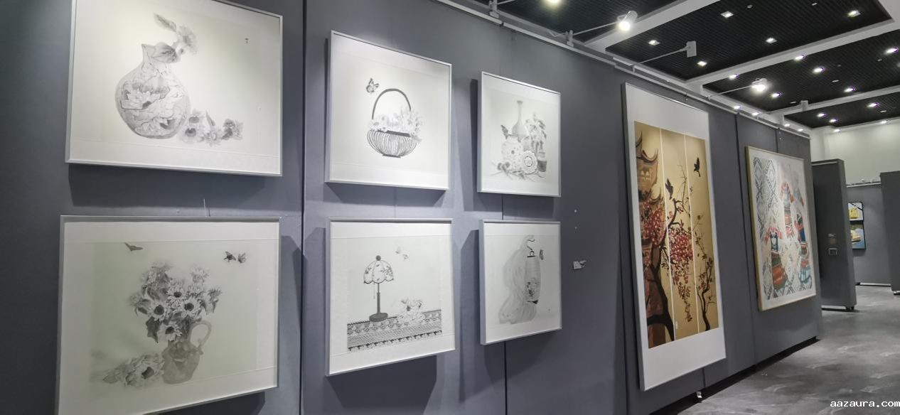 《创作无界》——美术学院2025届毕业作品展-4